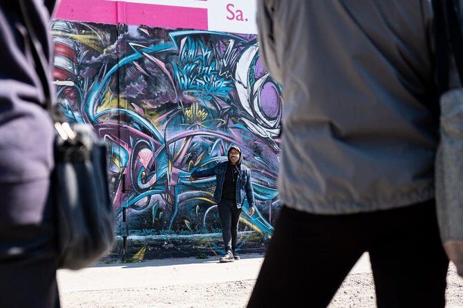 Berlin Street Art Walking Tour - Off The Grid - The best part of the pace: coffee, snacks, and time to look closely