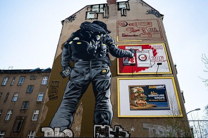Berlin Street Art Walking Tour - Off The Grid - Street art with context: politics, technique, and the rules of the scene