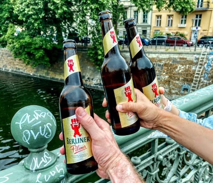 Berlin: Street Food Tour with 10 Tastings - Key things to know before you go