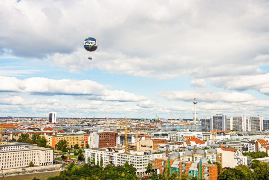 Berlin: Ticket for World Balloon with Perfect View - Photos and Photo Planning: How to Get the Shots That Matter