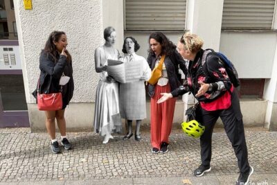 Berlin Uncensored: A History of Sex & Freedom - Magnus-Apotheke: Where Practical History Meets Berlin’s Science Side