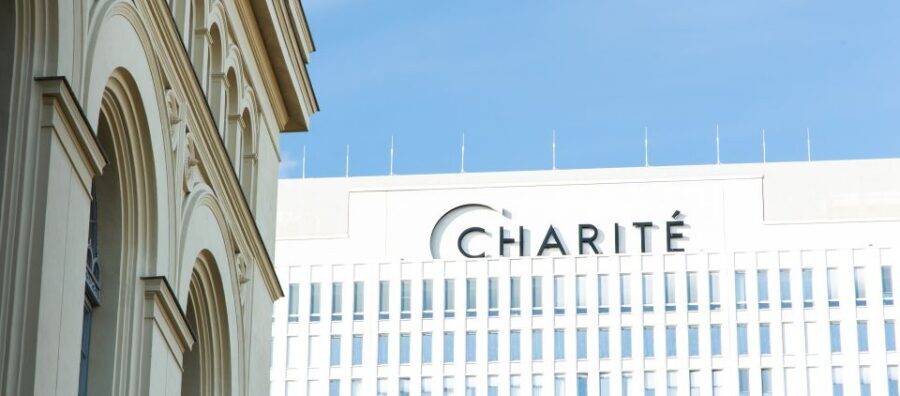 Berlin: walking tour about Charité - Meeting at Charité Tower and starting with the Bed House outside