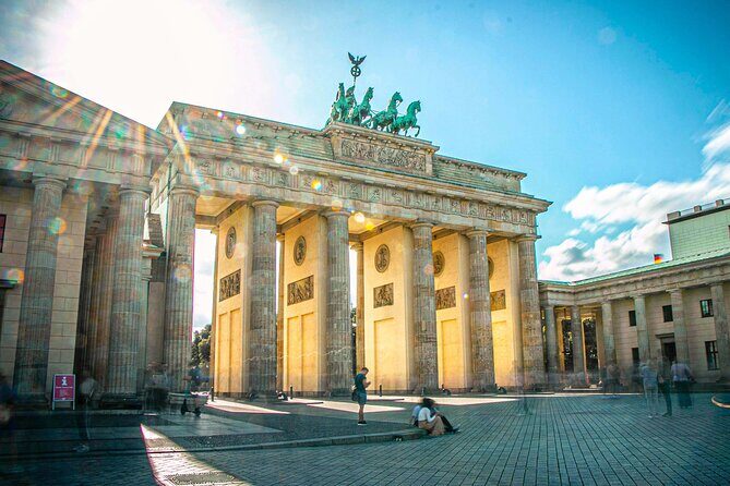 Berlin Walking Tour with Audioguide on Your Smartphone - How the smartphone audio tour works (and what you need)