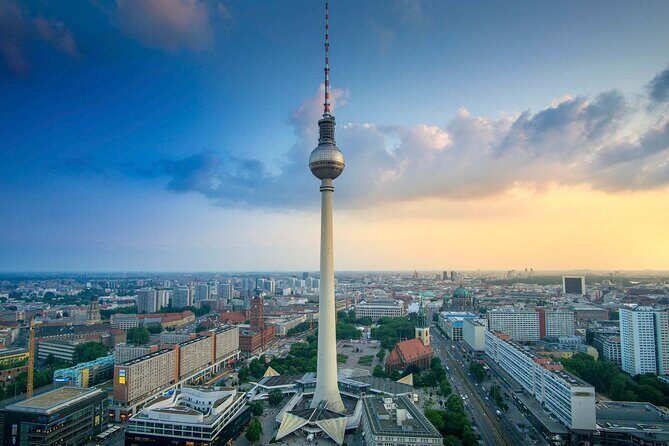 Berlin Walking Tour with Audioguide on Your Smartphone - Reichstag’s glass dome: one climb for the best payoff