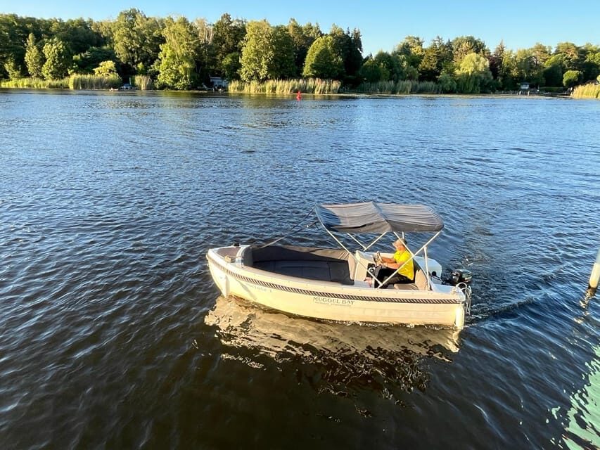 Berlin: Wonderful days renting the motorboat tortola - What’s included (and what isn’t) so you don’t get surprised