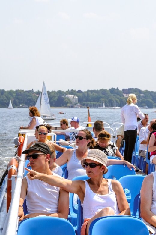 Berlin: World Heritage Cruise to Potsdam - Who this cruise is best for