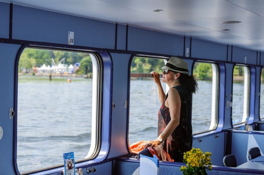 Berlin: World Heritage Cruise to Potsdam - Getting to the dock at Wannsee without stress