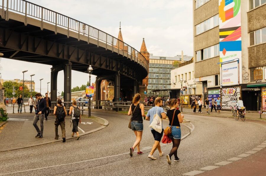 Berlin's Alternative Side: The Urban Jungle Tour - Boxhagener Platz wrap-up: end where the neighborhood keeps going