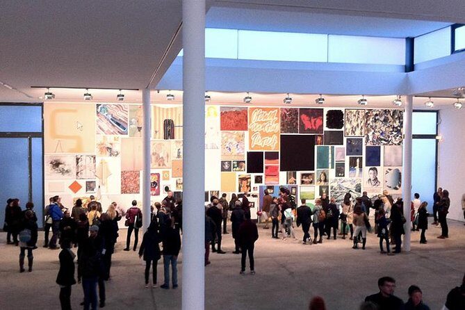 Berlin's Gallery Scene - Auguststrasse and the former school-galley idea