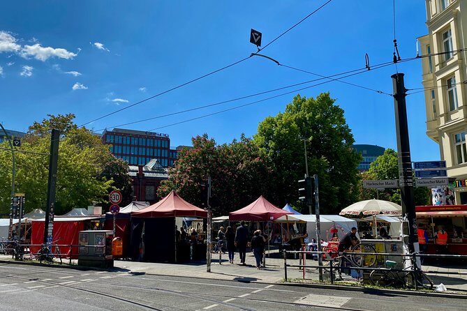 Berlin's Jewish Quarter - Private Live Virtual Experience - From Old Jewish Cemetery Paths to Haus Schwarzenberg