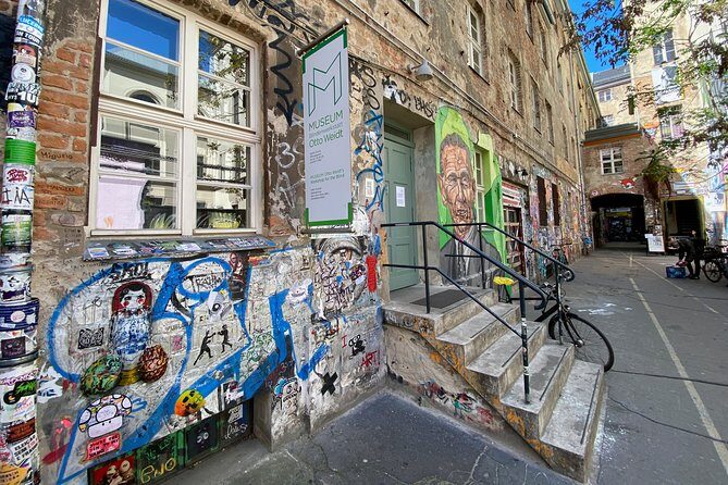 Berlin's Jewish Quarter - Private Live Virtual Experience - Finishing at Hackeschen Höfe Courtyards in Art Nouveau Style