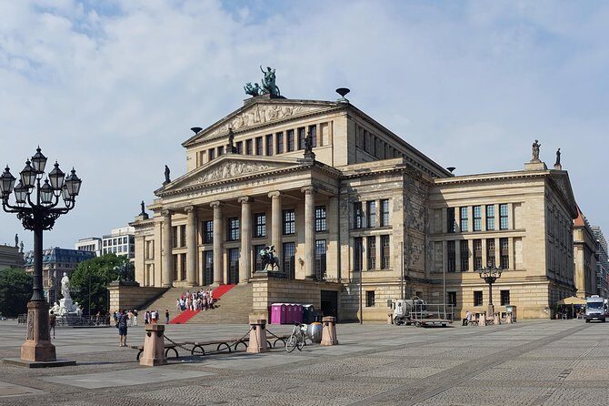 Best of Berlin with a licensed Guide - Potsdamer Platz and the Berlin Wall trace on Niederkirchnerstraße