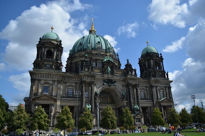 Best of Berlin with a licensed Guide - Crown Prince’s Palace and the National Gallery’s modern art connection