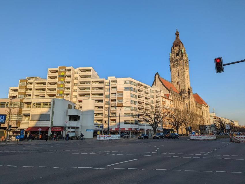 Charlottenburg: 2-Hour City Walking Tour - Berlin housing and the “still-here” clues