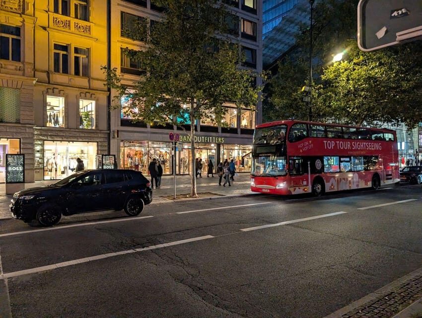 Christmas market lights tour bus through Berlin, free mulled wine (2.5 hours) - Price and value: is $32 a smart buy?