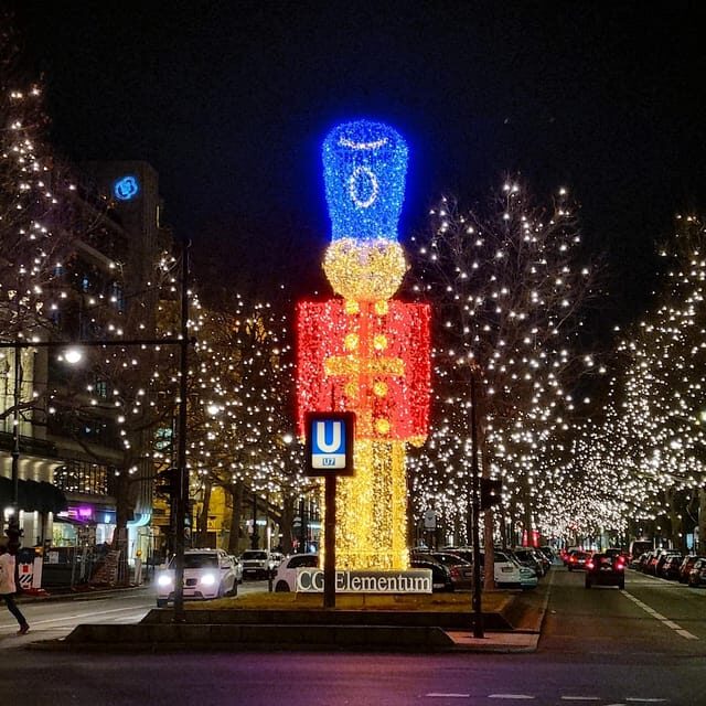 Christmas market lights tour bus through Berlin, free mulled wine (2.5 hours) - The route: from Kurfürstendamm’s glow to Charlottenburg Palace