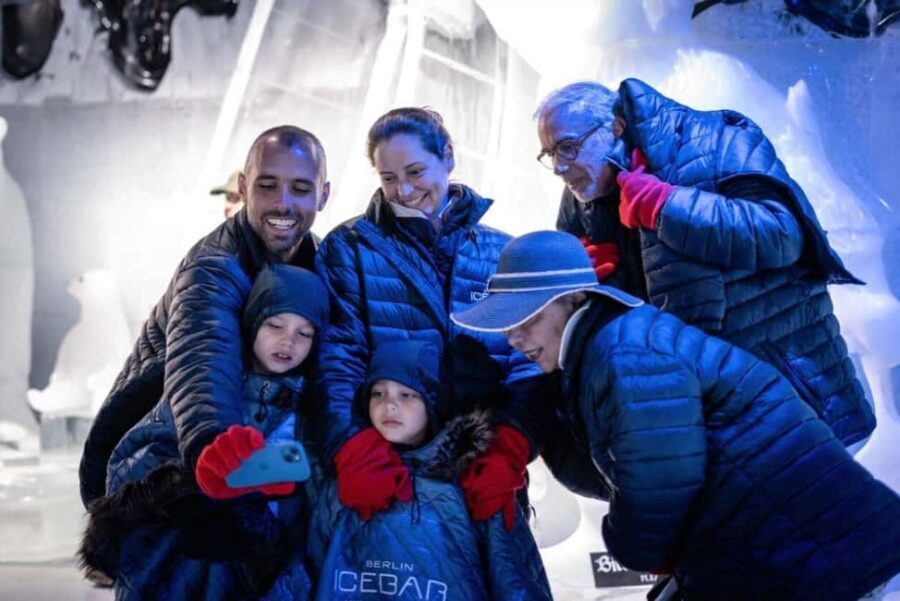 City Sightseeing Berlin: HOHO Bus - All Lines (A+B) & Icebar - Practical tips for smooth hop-on hop-off days