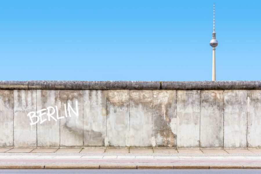 Cold War, Berlin Wall, Spies and the East Side Gallery - Practical Details That Make the Tour Go Smoothly