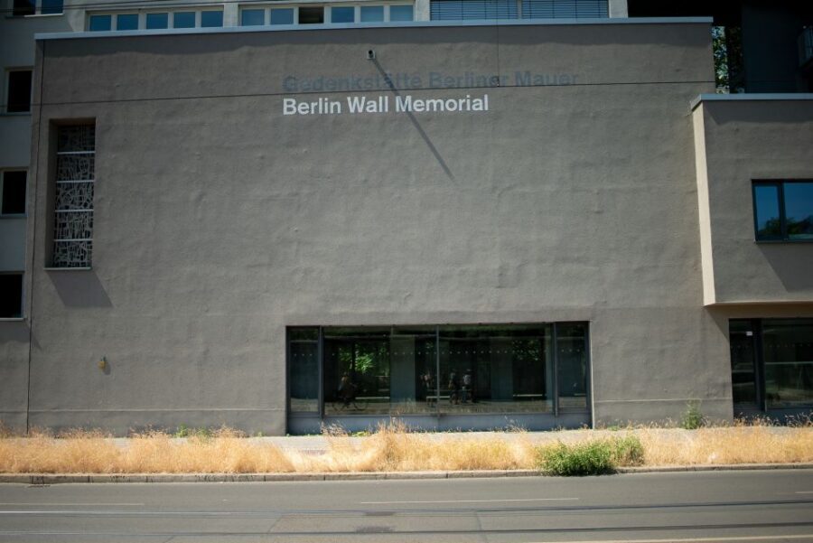 Cold War, Berlin Wall, Spies and the East Side Gallery - Getting Around With the AB Day Pass (So You Don’t Stall the Group)