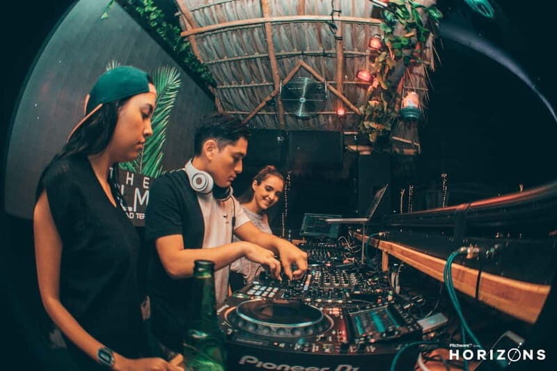 DJ for a Day: Learn to Mix Like a Pro in Berlin - CDJ vs vinyl: the difference you feel immediately