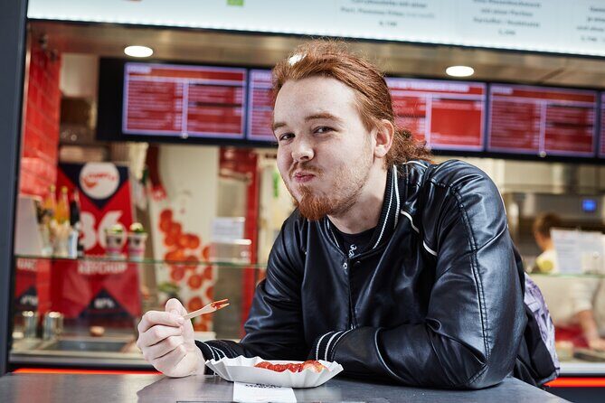 East Berlin Food & History Tour with Eating Europe - Döner at Haroun: street food with Turkish roots