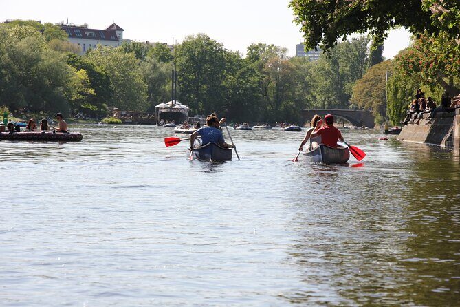 Explore Berlin by canoe - Getting started at Canoa-Berlin and what’s actually provided