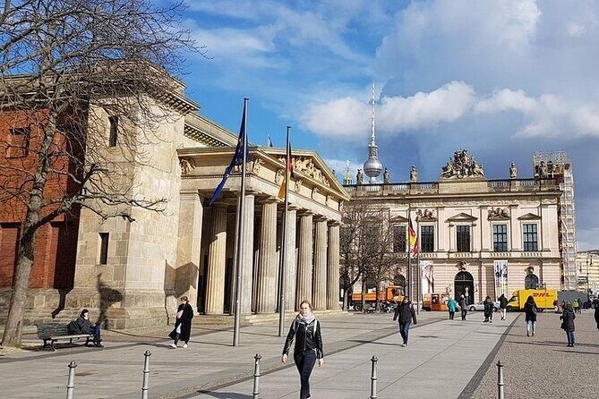 Explore Berlin History and Highlights Sightseeing Walking Tour - Holocaust Memorial: a place for facts and feelings
