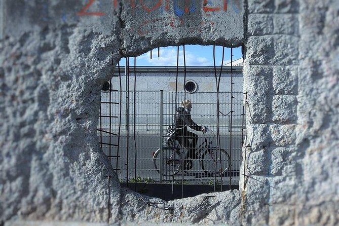 Explore The Berlin Wall: Cold War Berlin and Behind the Berlin Wall - Small Group, English Guide, and a Plan That Actually Fits 3 Hours