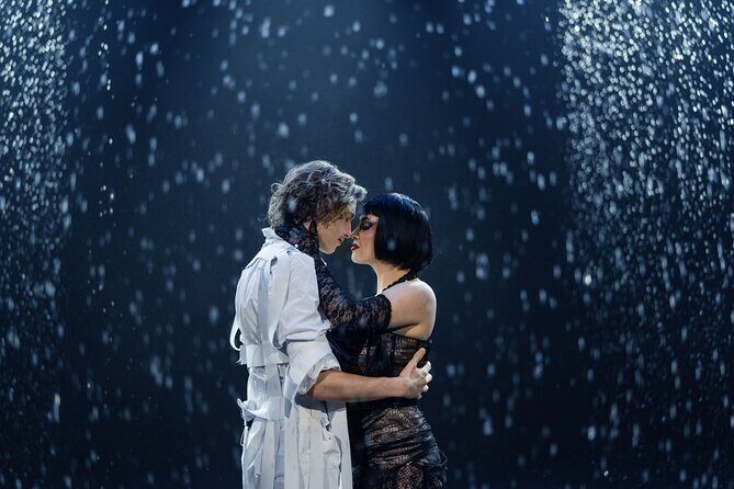 FALLING | IN LOVE Grand Show at Friedrichstadt-Palast Berlin - Tickets and where you go: Friedrichstraße 107 in Berlin