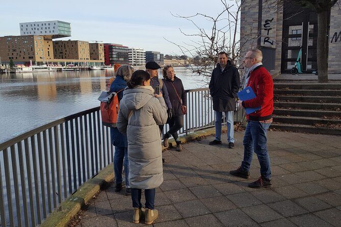 Gastro Tour with Klaus though the Wrangelkiez, Kreuzberg - Oberbaumbrücke: The East-West Bridge That Shapes the Neighborhood