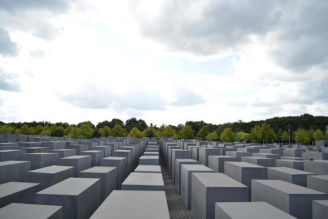 Get to Know Berlin's Main Sites –A Private Tour with Jacob - Gendarmenmarkt and Rausch Schokoladenhaus: Finish With a Classic Square and Chocolate