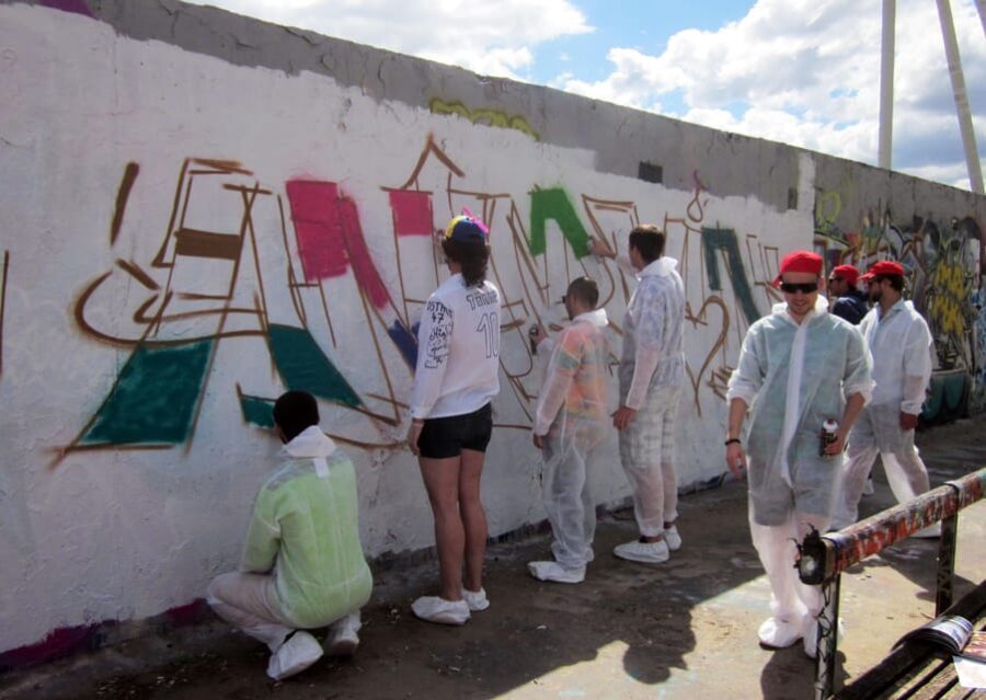 Graffitiworkshop Berlin - Spraying your own piece: what you should expect to do
