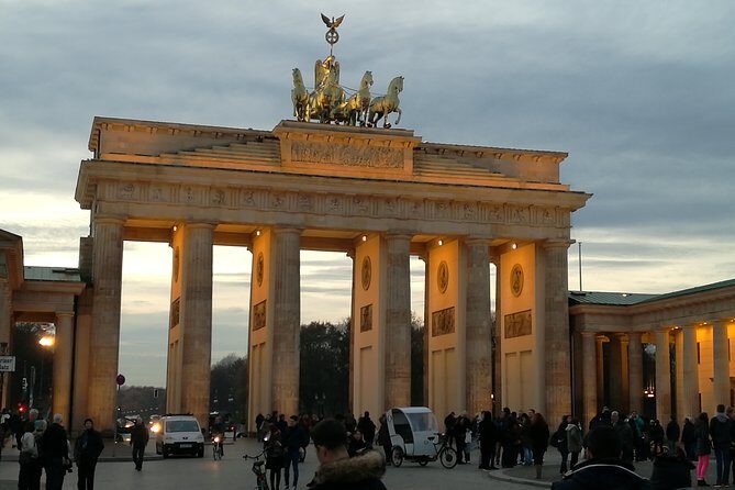 Group Driving Tour 1 to 6 people. Berlin Shore Excursion incl pick-up at Port - Cruise-port pickup and the private, up-to-6 rhythm