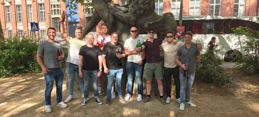 Historic Berlin Pubs & History Tour - Alexanderplatz to Rotes Rathaus: landmarks, but with a purpose