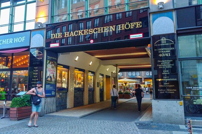 In Search of Jewish Berlin Walking Tour - Block der Frauen: remembering resistance, not only deportation