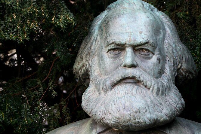 Karl-Marx-Allee Tour: Life and Architecture in East Berlin - Should you book this Karl-Marx-Allee walking tour?