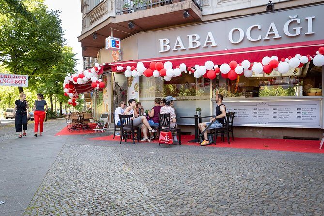 Kreuzberg kulinarisch – Die Food Tour - Oranienstraße backyards and the architecture you’ll notice afterward