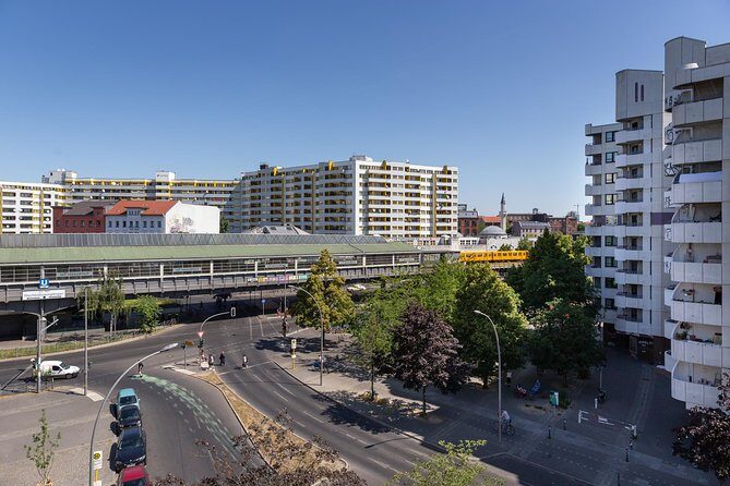 Kreuzberg Tour – Kriminell und kuschelig - Group size and walking pace: how to decide if it fits you