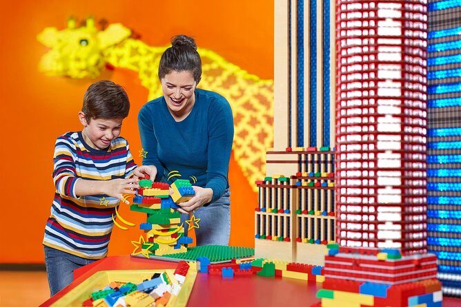 LEGOLAND Discovery Centre Berlin Admission Ticket - Food, photos, and souvenirs: budget for the extras