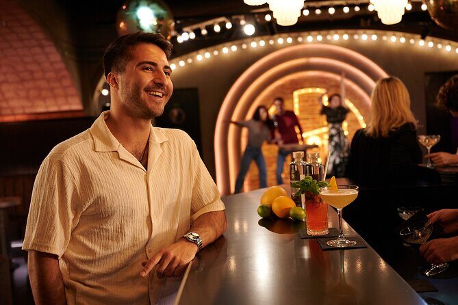 Madame Tussauds Berlin Admission Ticket - When to go: timing your entry for fewer crowds