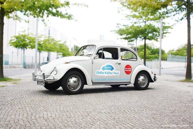 Private 4h Berlin Discovery Tour in an Oldtimer Volkswagen Beetle - Why the Oldtimer VW Beetle makes Berlin easier to enjoy