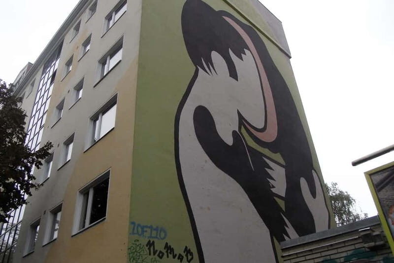 Private Alternative Berlin Tour -Murals, Graffiti and Squats - How the route actually runs in 2.5 hours