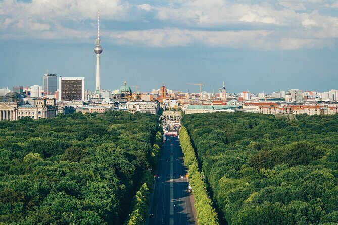 Private Berlin Top Historical Sites Tour with Black Van - Price and value: what $681.49 per person is really buying