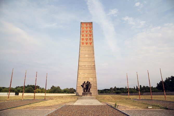 Private Berlin Tour to Sachsenhausen Concentration Camp Memorial - Private guide value: why the price makes sense here