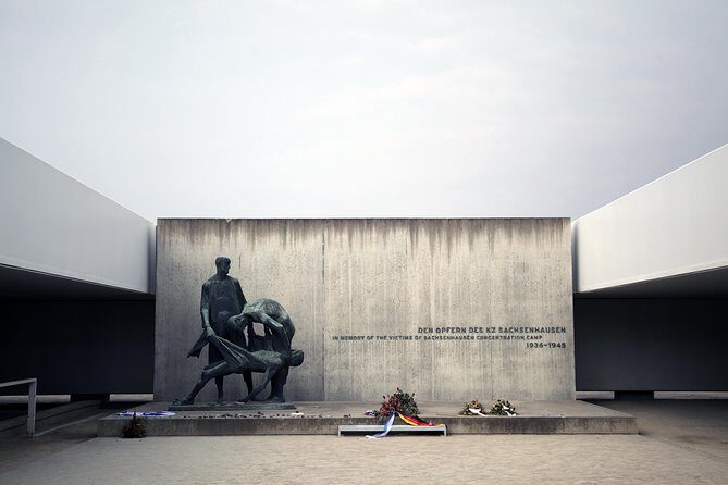 Private Berlin Tour to Sachsenhausen Concentration Camp Memorial - Food, timing, and what to bring for a long, serious day
