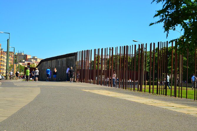 Private Cold War Berlin: Espionage, Berlin Wall, a Divided City - Checkpoint Charlie: The Cold War in One Crossing Point