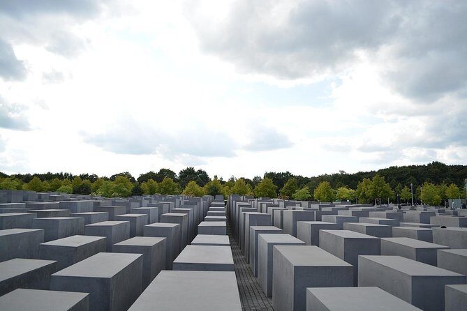 Private Half-Day Sightseeing Tour in Berlin - Holocaust Memorial: a quiet stop with a specific purpose