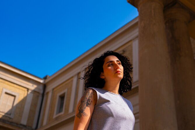 Private Personalized Photoshoot in Berlin - What You Get: Edited High-Resolution Photos by Email