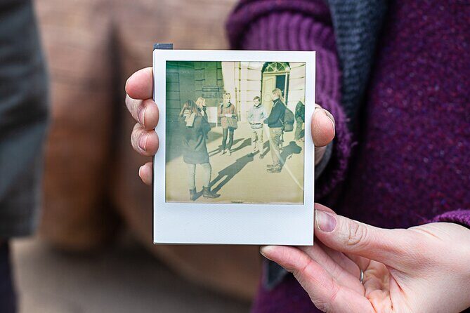 Private Photo Tour in Kreuzberg - Oranienstraße: the courtyards where your pictures actually become stories