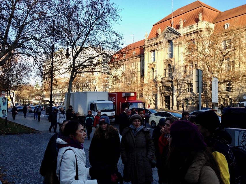 Private Taxi Tour through Berlin East and West and Kiez 4-6h - Timing, walking, and what to wear (so the rooftop doesn’t catch you)